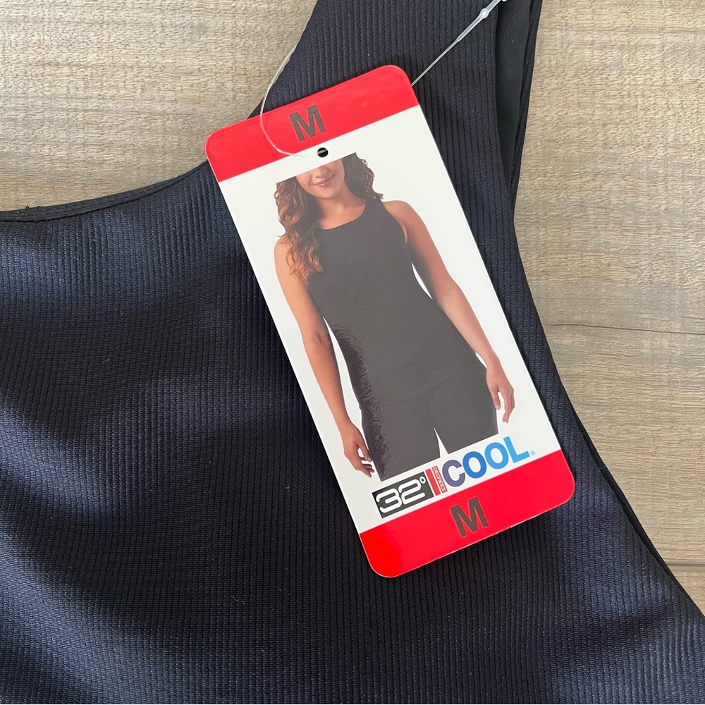 Workout tank - Picture 2 of 3